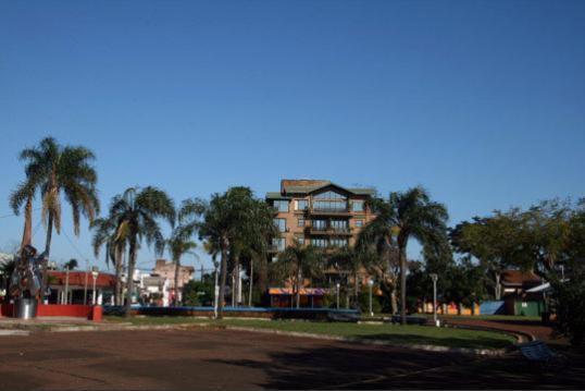 بوساداس Edificio Nicolas Y Marcelo Siry المظهر الخارجي الصورة